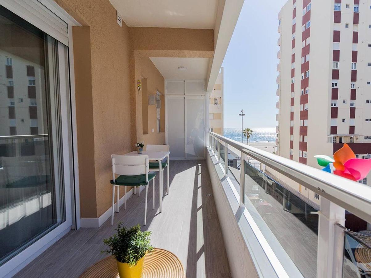 Victoria - Apartamento Playa Cadiz Ngoại thất bức ảnh